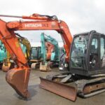 EXCAVADORA HITACHI ZX75US-5B
