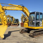 EXCAVADORA KATO HD308US-6